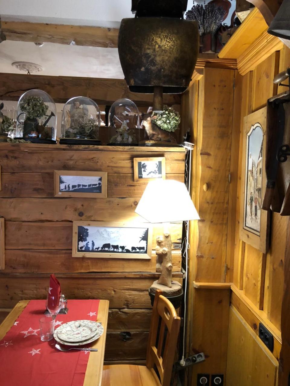 Hotel Restaurant De La Chaussee Briançon Exteriör bild