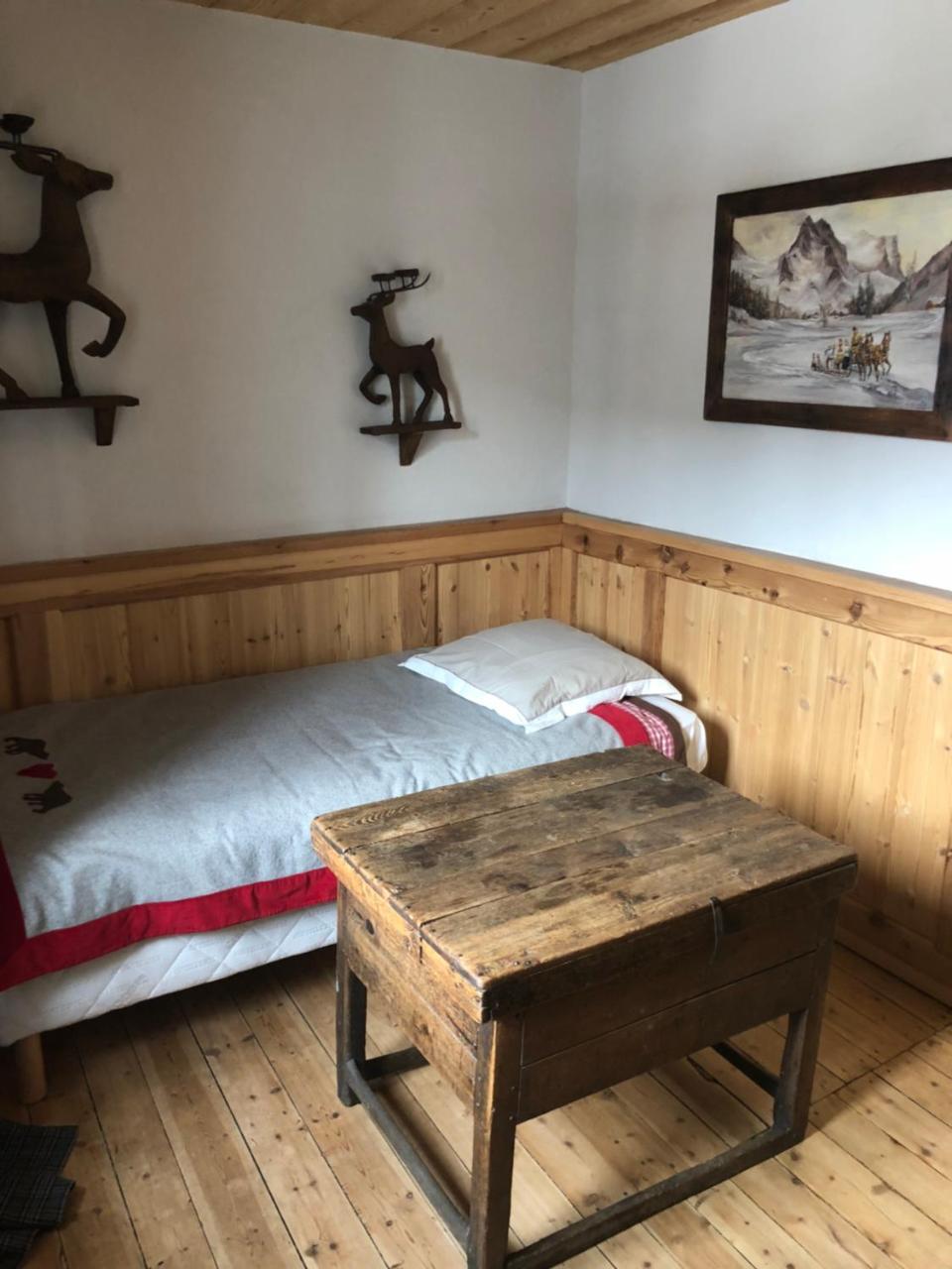 Hotel Restaurant De La Chaussee Briançon Exteriör bild